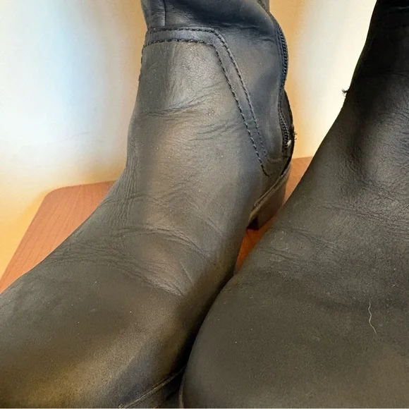 UGG Elsa Tall Waterproof Leather Boots Black Women’s 9 Equestrian Sleek Utility - Picture 8 of 9